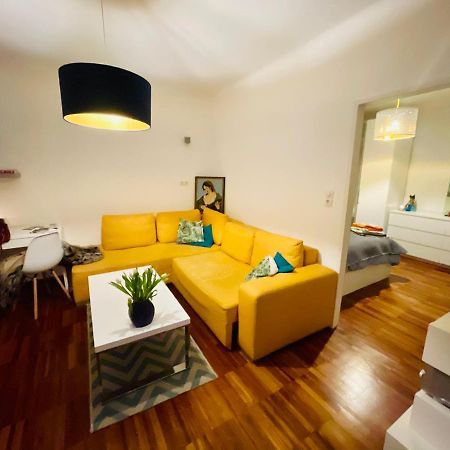 Cosy Flat With Huge Terrasse! Long Or Shortterm Viena Exterior foto