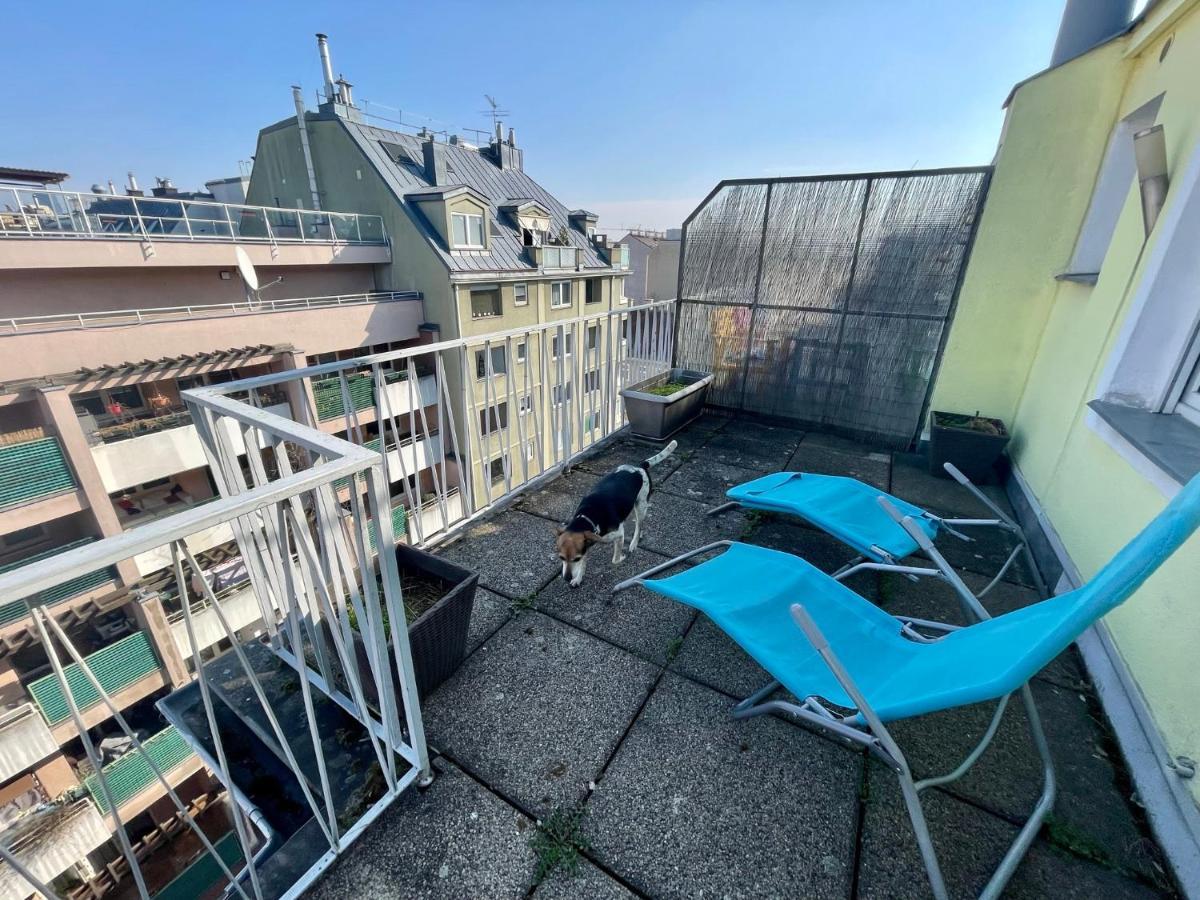 Cosy Flat With Huge Terrasse! Long Or Shortterm Viena Exterior foto