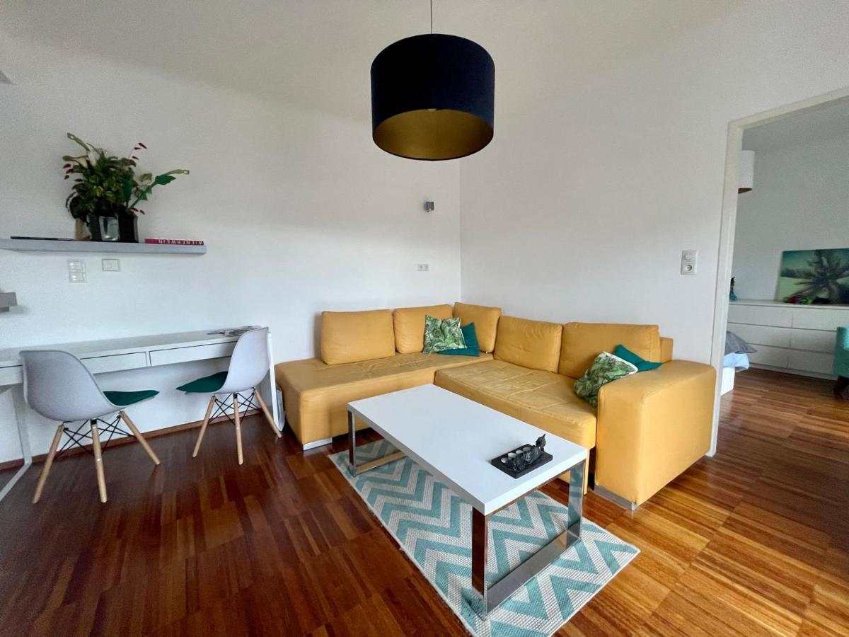 Cosy Flat With Huge Terrasse! Long Or Shortterm Viena Exterior foto
